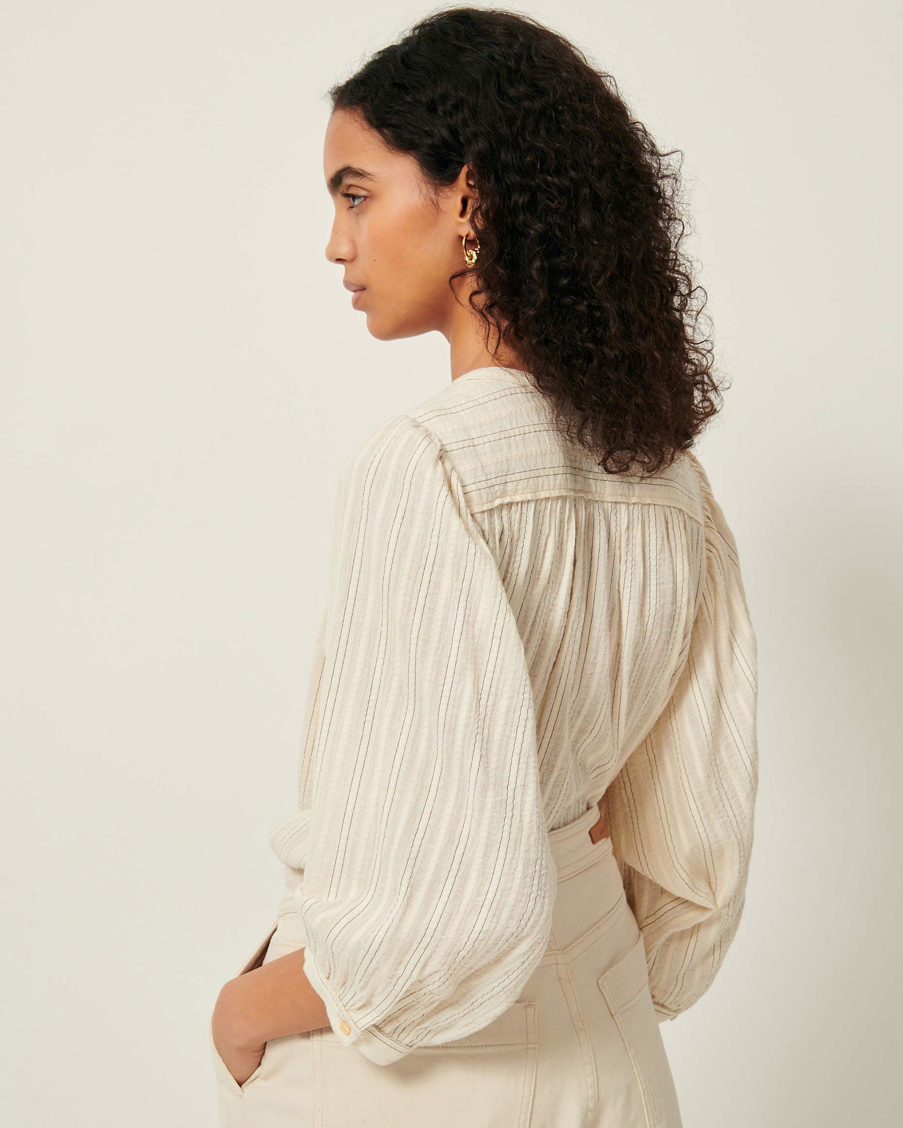 A VIEW Sandcream - Blouse